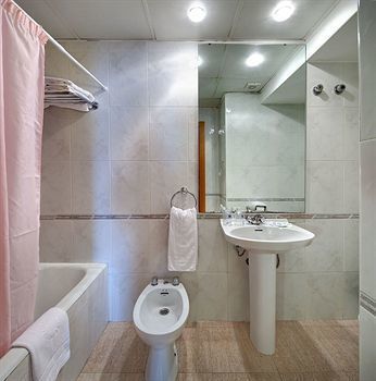 Hotel Des Voyageurs Montpellier Buitenkant foto